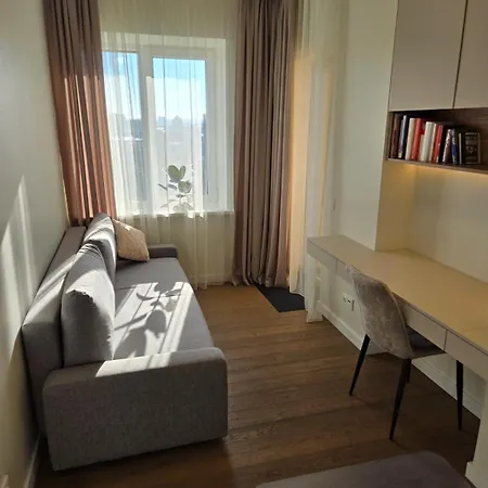 Panoramic 3bd With Balcony Kaunas