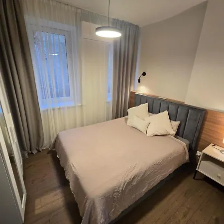 Panoramic Balcony 3bd With King Bed * Kaunas