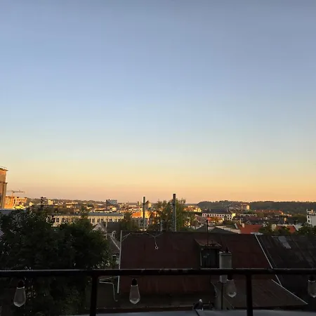 Butas Panoramic Balcony 3bd With King Bed *