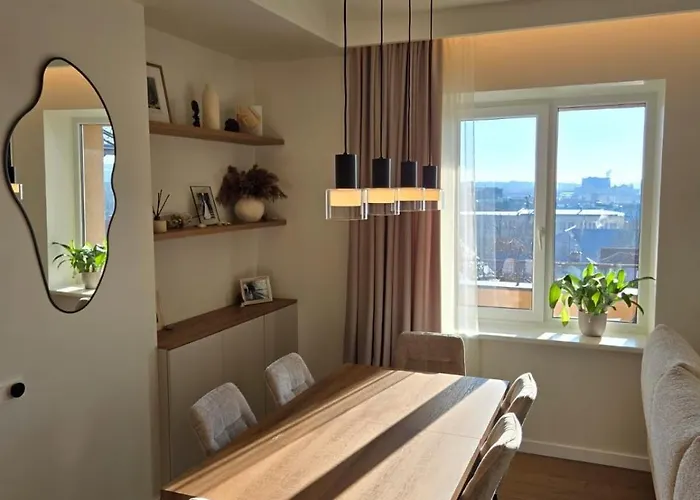 شقة Panoramic Balcony 3bd With King Bed *